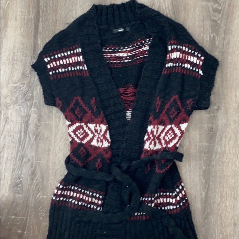 Short sleeve, wrap, black and burgundy sweater